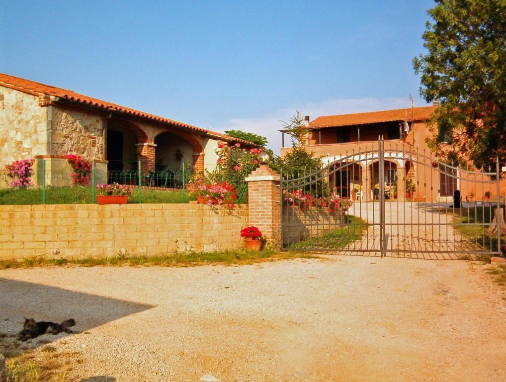 Agriturismo Marruchetone Vecchio マンチャーノ エクステリア 写真